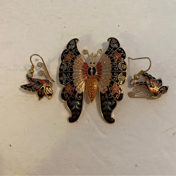 Signed Fisher & Crown Pin/Brooch & Earrings Set - Picture 2 of 5